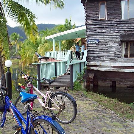 Aunchaleena Beach Front Resort, Koh Chang Bang Tao Beach Pokoj fotografie