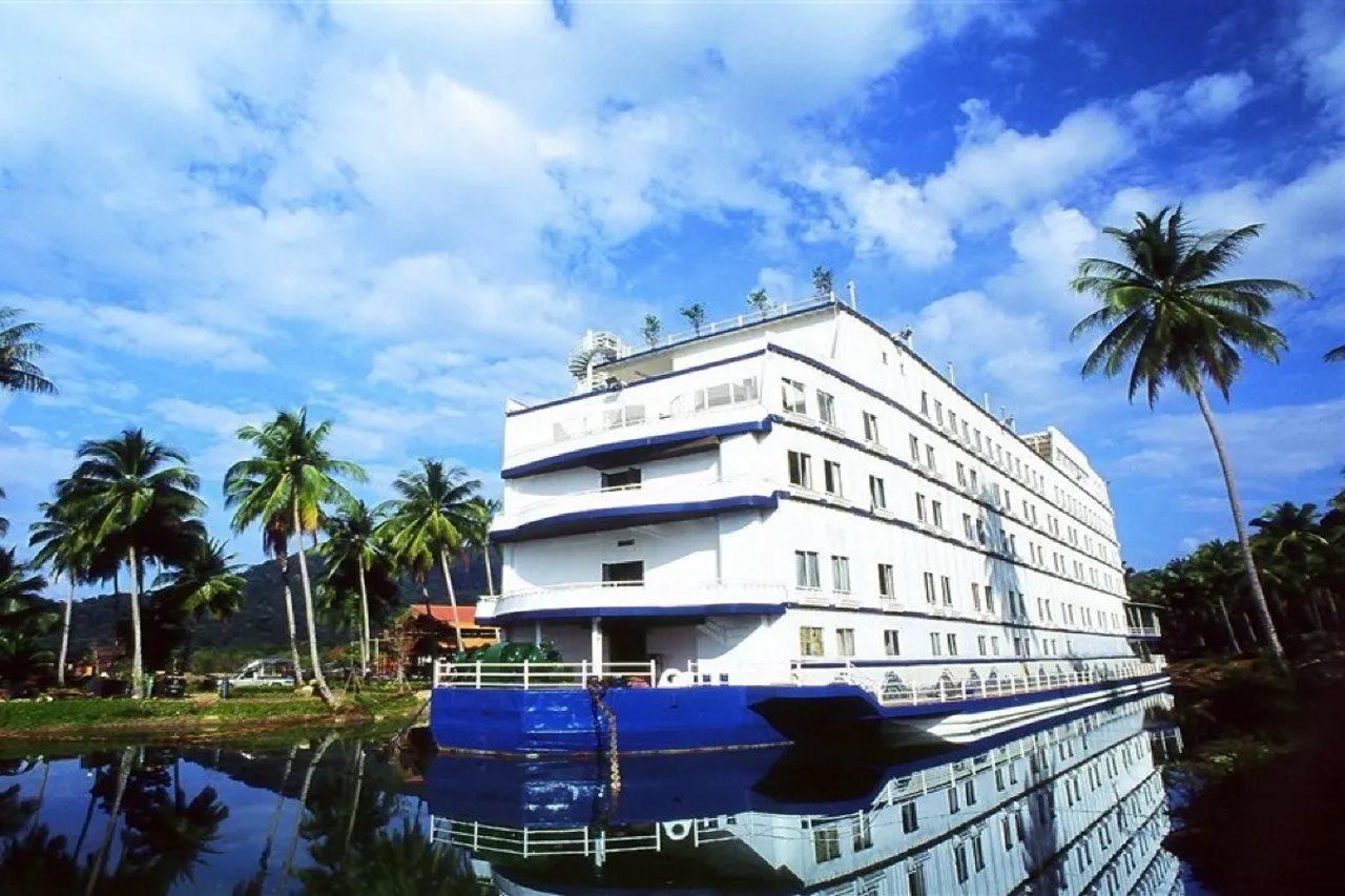 Aunchaleena Beach Front Resort, Koh Chang Bang Tao Beach Exteriér fotografie