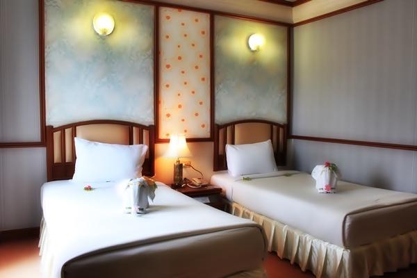 Aunchaleena Beach Front Resort, Koh Chang Bang Tao Beach Pokoj fotografie