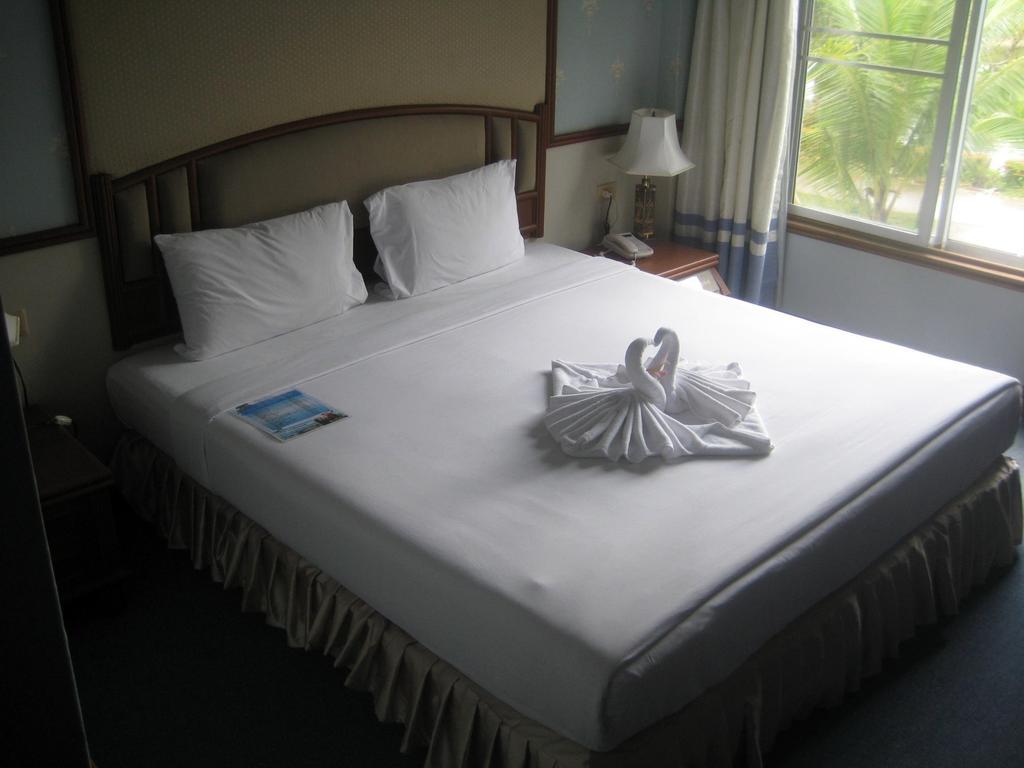 Aunchaleena Beach Front Resort, Koh Chang Bang Tao Beach Pokoj fotografie